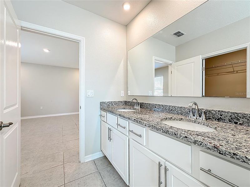 Furnished interior view inside a new home in Palm Coast, Palm Coast (Image 13).