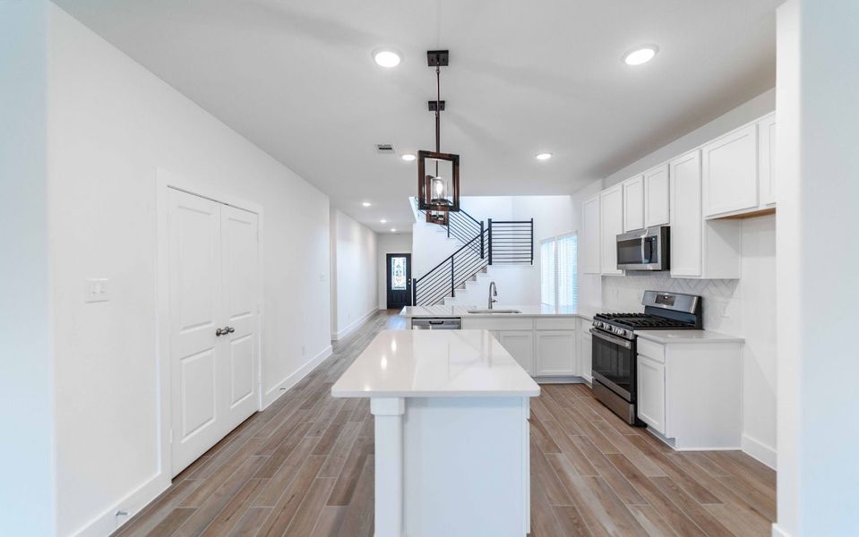 Furnished interior view inside a new home in River Ranch Meadows, Dayton (Image 8).