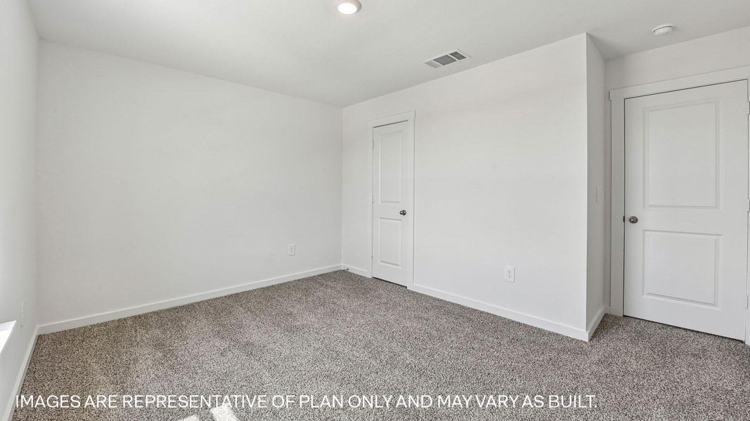 Representative unfurnished interior of a home built from the The Ozark by D.R. Horton in Monarch Ranch, Manor (Image 42).