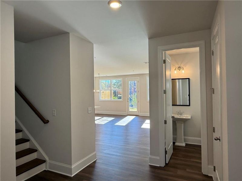 Spacious, unfurnished interior of a new home in , Marietta (Image 17).