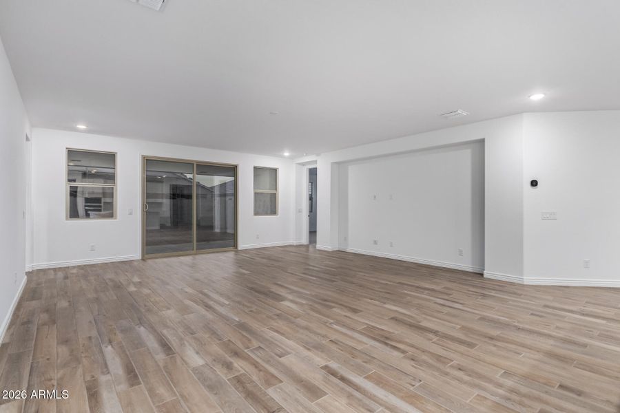 PHX_Miravida_Lot 1041_Imperial_14797_Gre