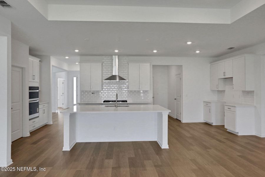 Furnished interior view inside a new home in Jennings Farm, Middleburg (Image 9).