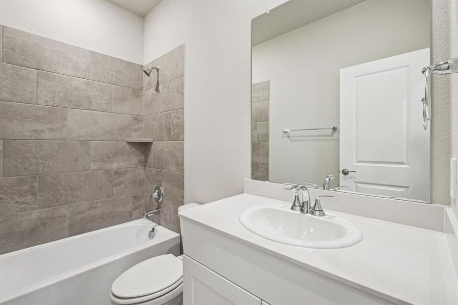 Photo is not of the actual home, but is an inspirational photo of builder’s model home and may depict options, furnishings, and/or decorator features that are not included. Photo is not of the actual home, but is an inspirational photo of builder’s model home and may depict options, furnishings, and/or decorator features that are not included.