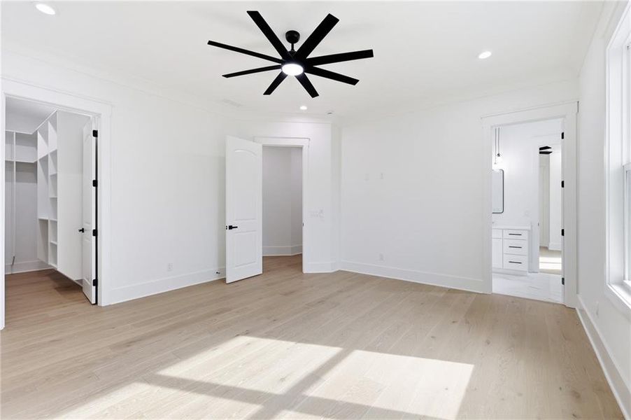 Spacious, unfurnished interior of a new home in , Monroe (Image 37).