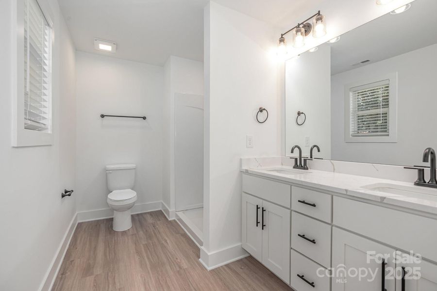 Furnished interior view inside a new home in , Gastonia (Image 6).