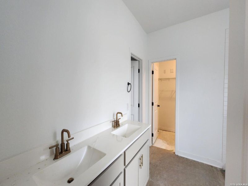 Image 22 of a home in .