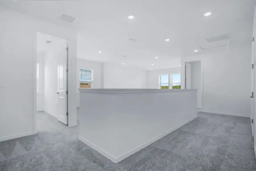 Spacious, unfurnished interior of a new home in Indigo Creek, Apollo Beach (Image 29). Spacious, unfurnished interior of a new home in Indigo Creek, Apollo Beach (Image 29).