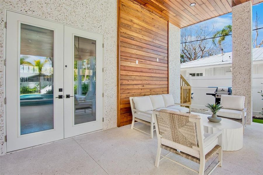 Exterior details and patio area of a home in , Sarasota (Image 2).