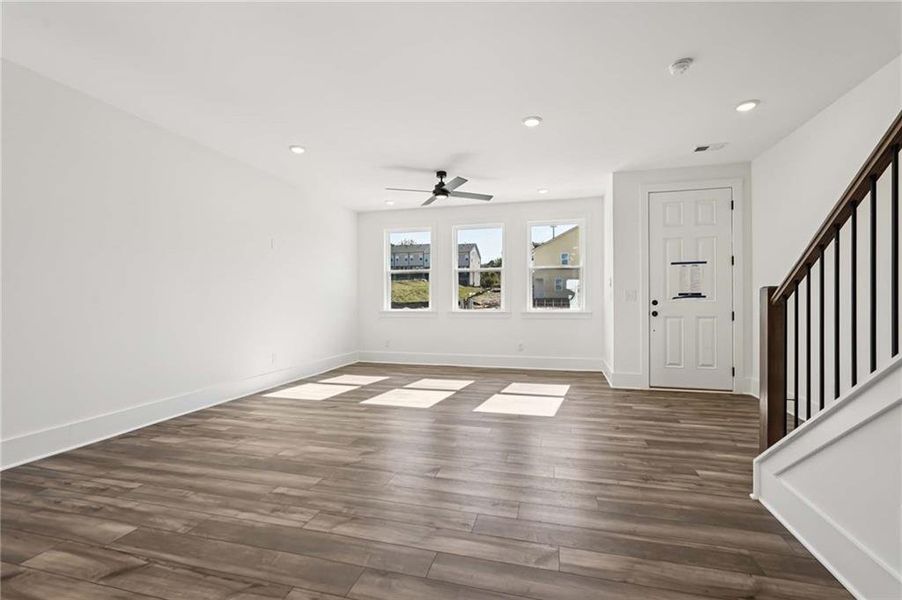 Spacious, unfurnished interior of a new home in Park Vue, Atlanta (Image 43).