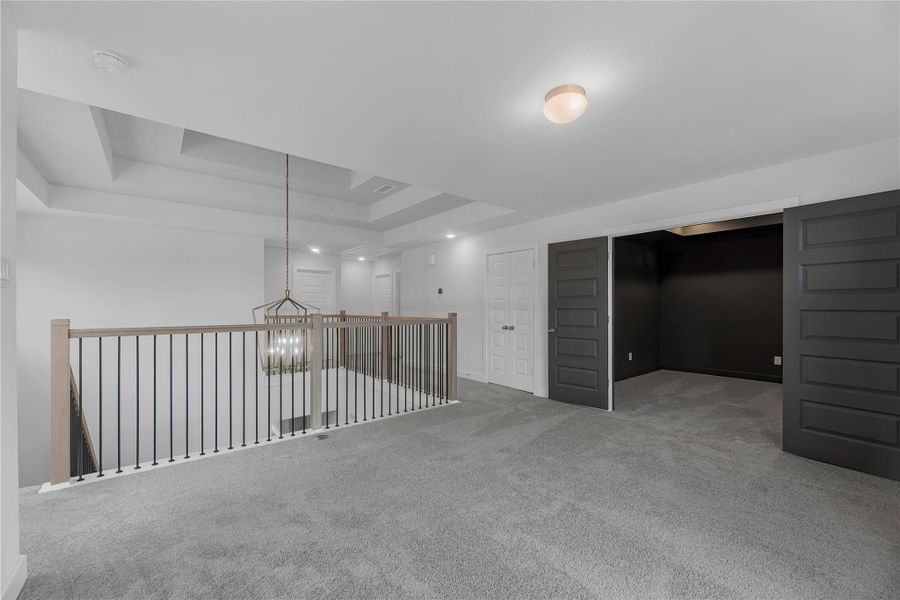 Spacious, unfurnished interior of a new home in Sienna, Missouri City (Image 17).