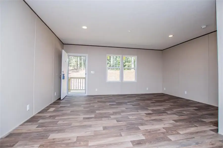 Spacious, unfurnished interior of a new home in , Bremen (Image 11). Spacious, unfurnished interior of a new home in , Bremen (Image 11).