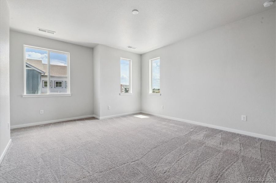 Spacious, unfurnished interior of a new home in Paired Homes at Alder Creek, Parker (Image 20). Spacious, unfurnished interior of a new home in Paired Homes at Alder Creek, Parker (Image 20).