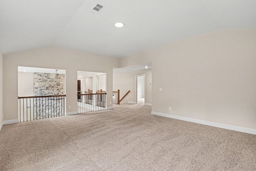 Spacious, unfurnished interior of a new home in Flint Farms, Concord (Image 37).