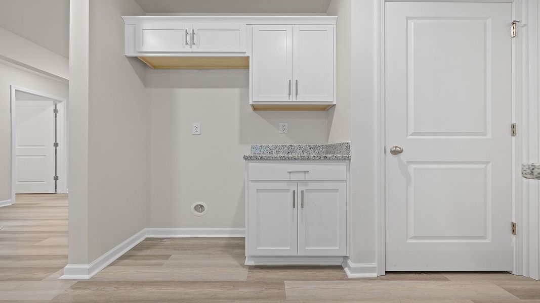 Spacious, unfurnished interior of a new home in Bentley Park, Greenwood (Image 17). Spacious, unfurnished interior of a new home in Bentley Park, Greenwood (Image 17).