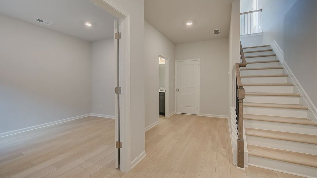 Furnished interior view inside a new home in Daybreak, Newnan (Image 15).