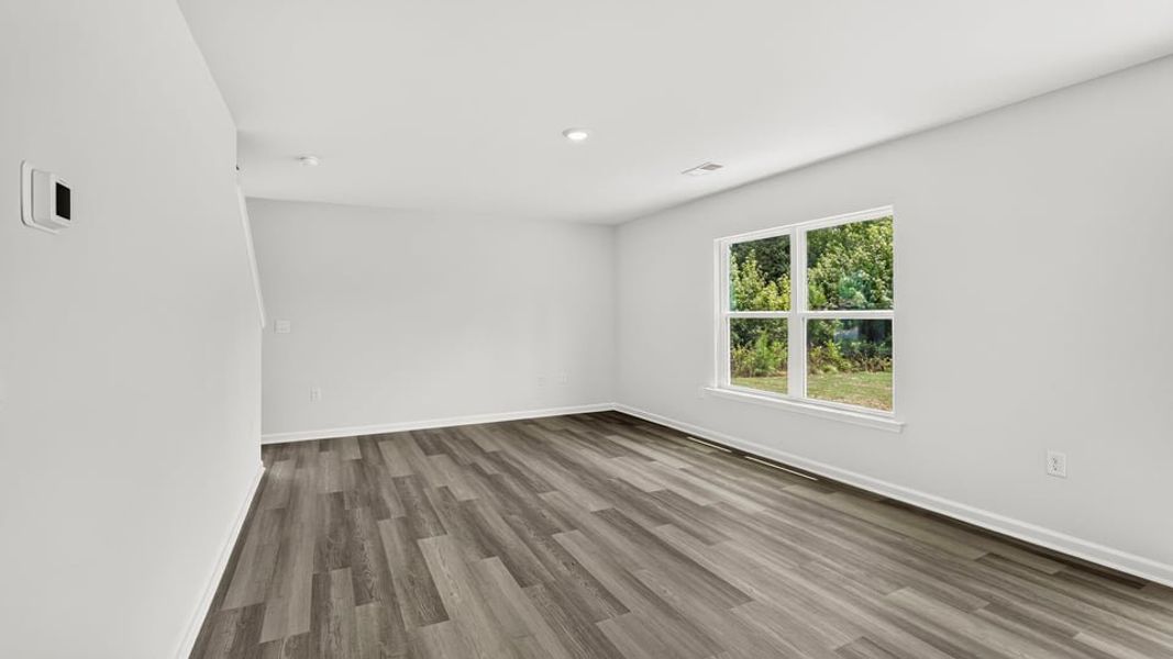 Spacious, unfurnished interior of a new home in Ravencrest, Roebuck (Image 23). Spacious, unfurnished interior of a new home in Ravencrest, Roebuck (Image 23).