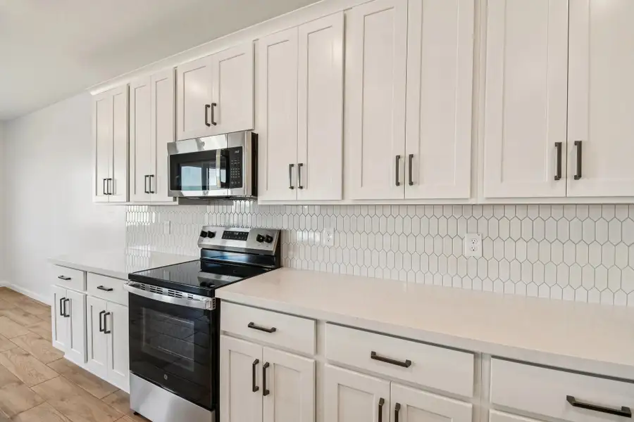 Harmony Collection finishes. Not actual home, finishes may vary by community. Harmony Collection finishes. Not actual home, finishes may vary by community.