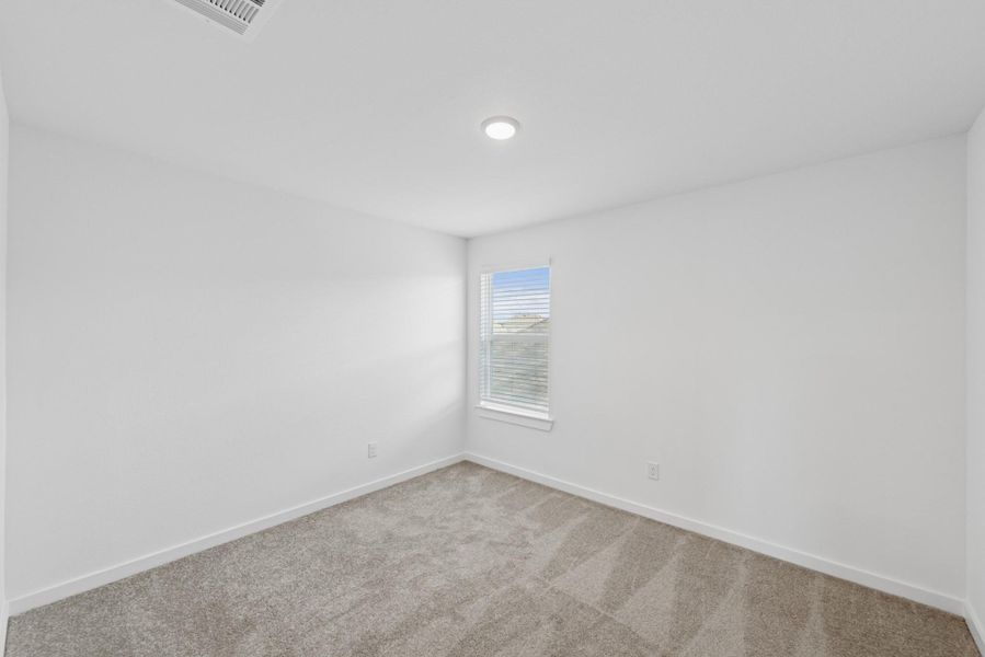 Spacious, unfurnished interior of a new home in Summerview, Fulshear (Image 28). Spacious, unfurnished interior of a new home in Summerview, Fulshear (Image 28).