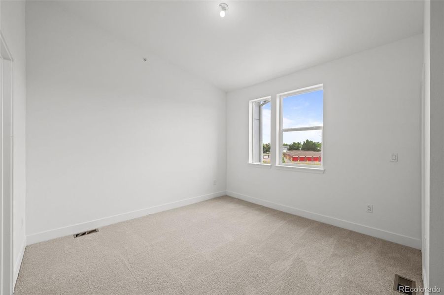 Spacious, unfurnished interior of a new home in , Denver (Image 14).