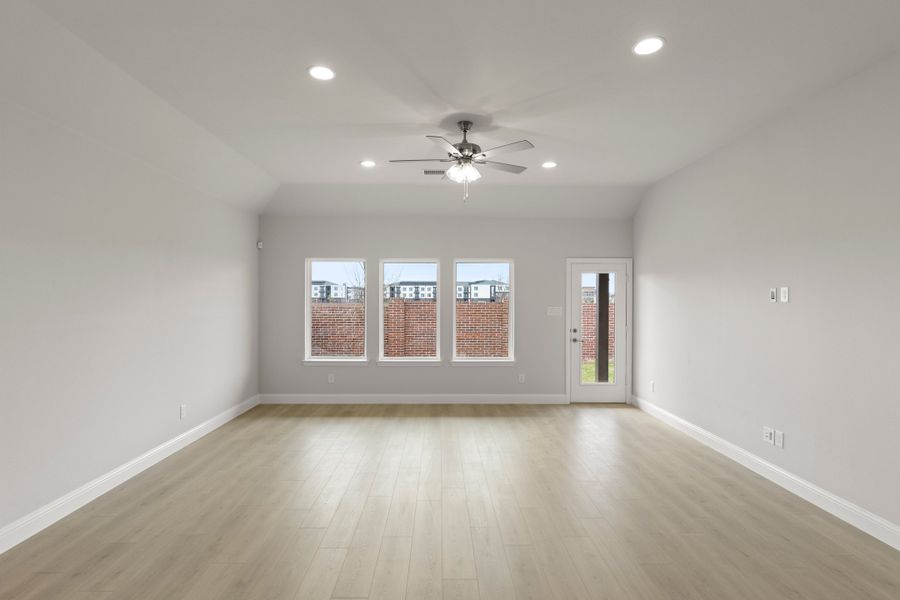 Representative unfurnished interior of a home built from the Patriot by Rockwell Homes in Creekside, Royse City (Image 119). Representative unfurnished interior of a home built from the Patriot by Rockwell Homes in Creekside, Royse City (Image 119).