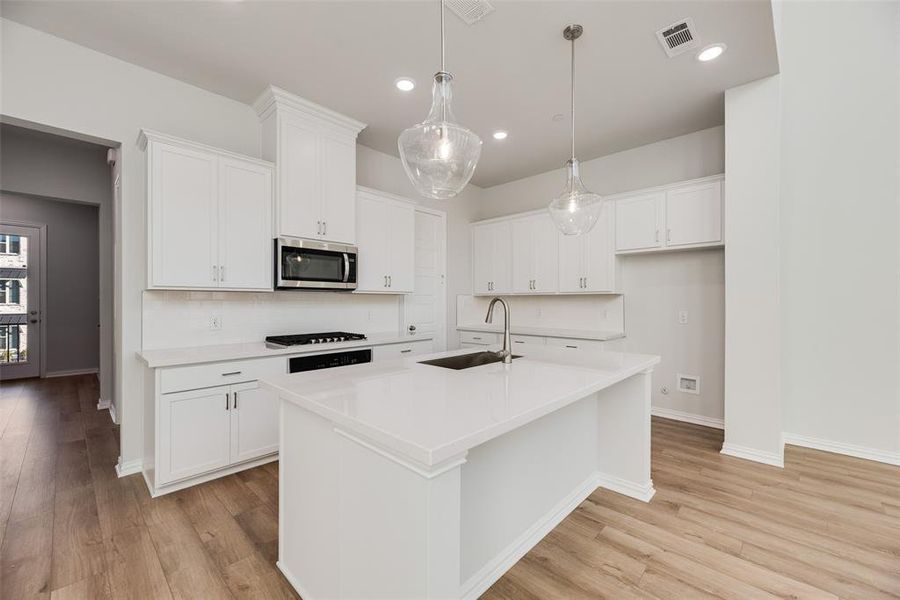 Furnished interior view inside a new home in , Frisco (Image 9).