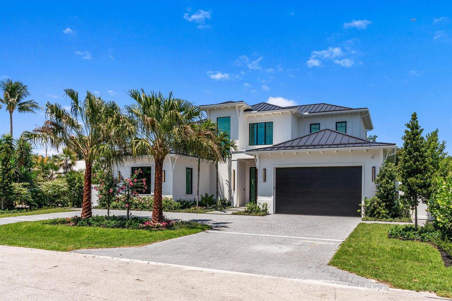 DayExterior-4