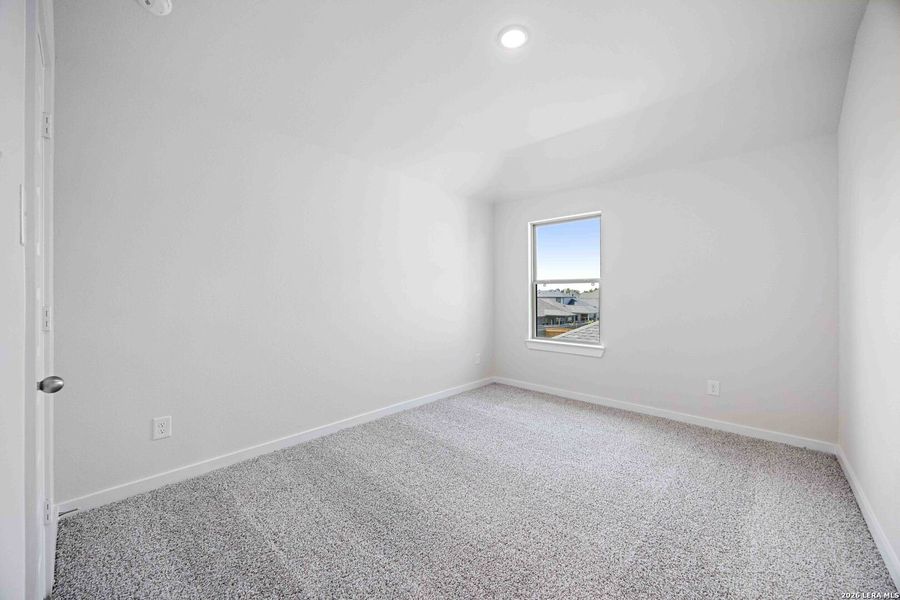 Spacious, unfurnished interior of a new home in Timber Creek, San Antonio (Image 12). Spacious, unfurnished interior of a new home in Timber Creek, San Antonio (Image 12).