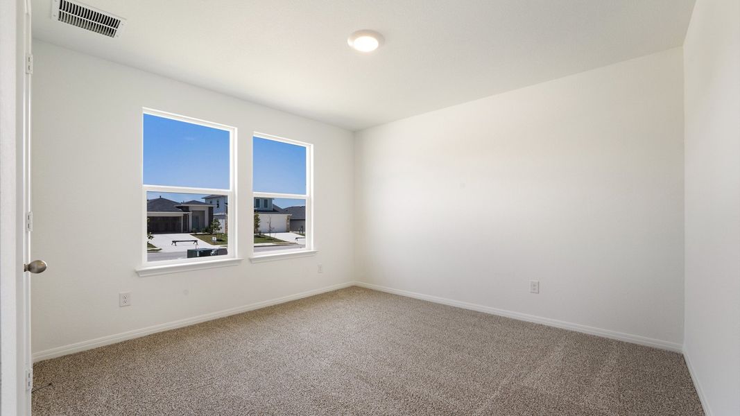 Spacious, unfurnished interior of a new home in Southgrove, Kyle (Image 14).