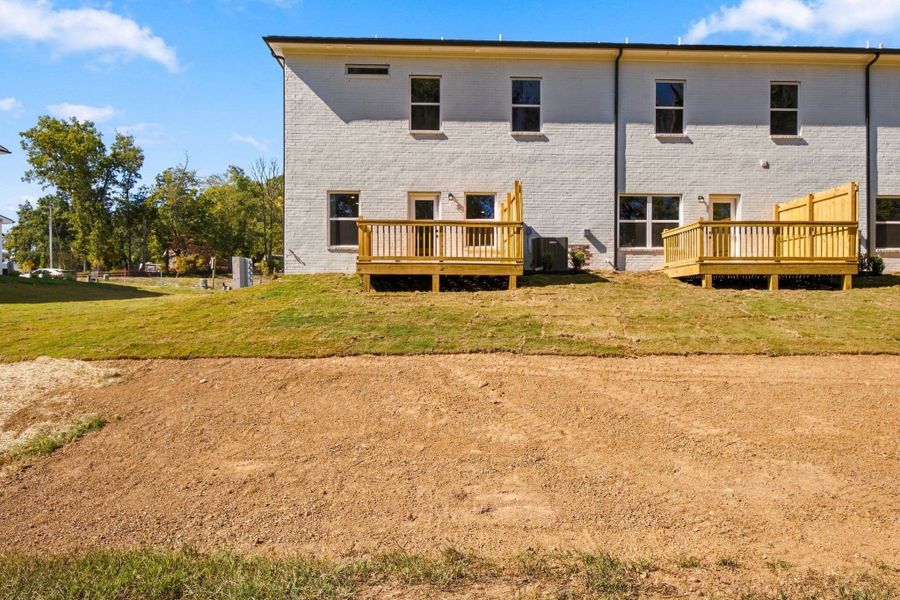 Exterior details and patio area of a home in Laurelwood Park, Gallatin (Image 17).