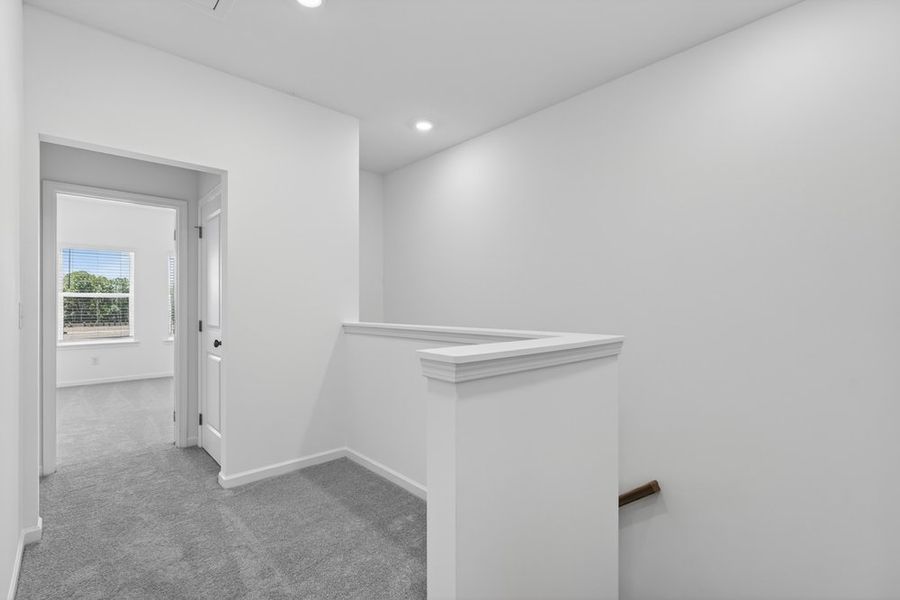 Spacious, unfurnished interior of a new home in Alder Creek, Cumming (Image 23).
