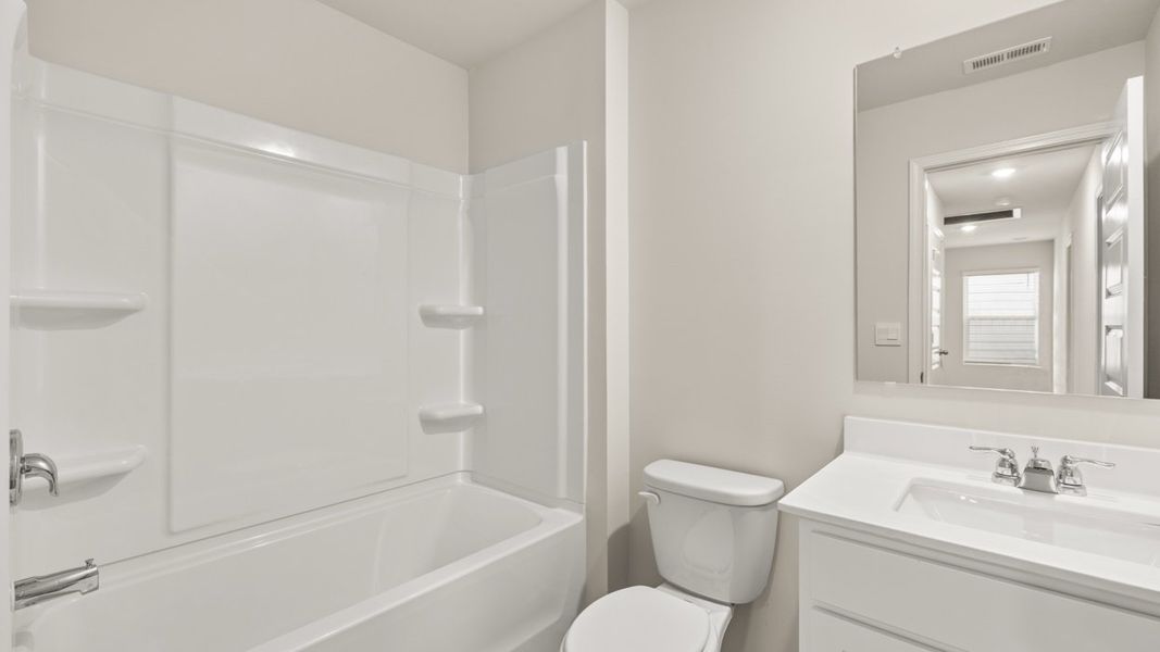 Representative furnished interior of a home built from the Darwin by D.R. Horton in Poplar Preserve, Newnan (Image 13).