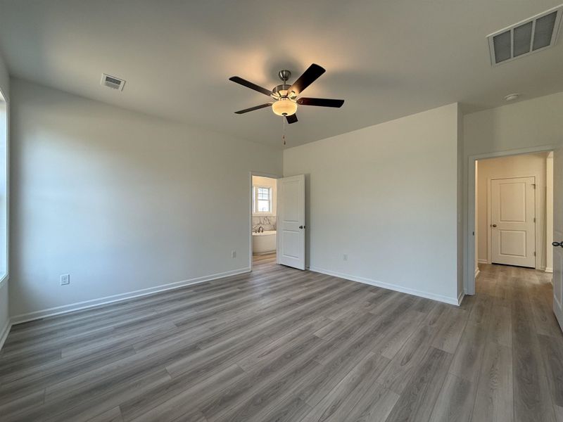 Spacious, unfurnished interior of a new home in Westwood Reserve, Conway (Image 20). Spacious, unfurnished interior of a new home in Westwood Reserve, Conway (Image 20).