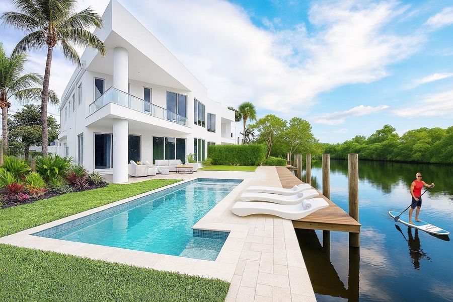 Exterior details and patio area of a home in , Fort Lauderdale (Image 20).