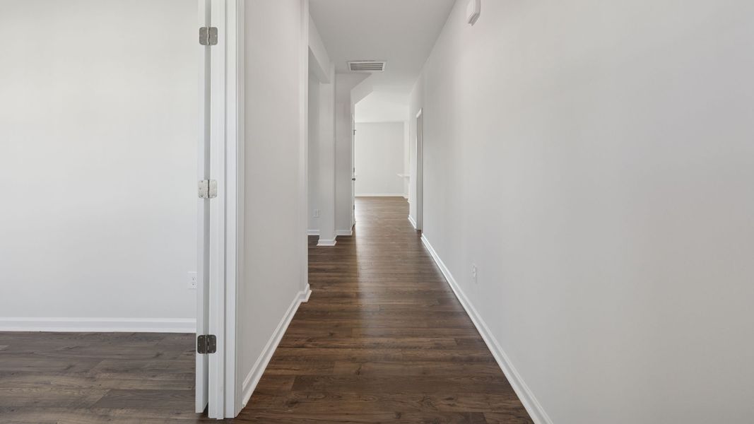 Spacious, unfurnished interior of a new home in Durbin Meadows Traditions, Fountain Inn (Image 12).