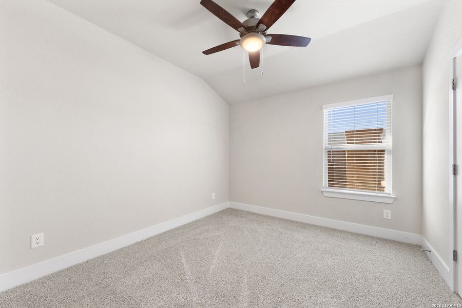Spacious, unfurnished interior of a new home in Fox Falls, Boerne (Image 31). Spacious, unfurnished interior of a new home in Fox Falls, Boerne (Image 31).