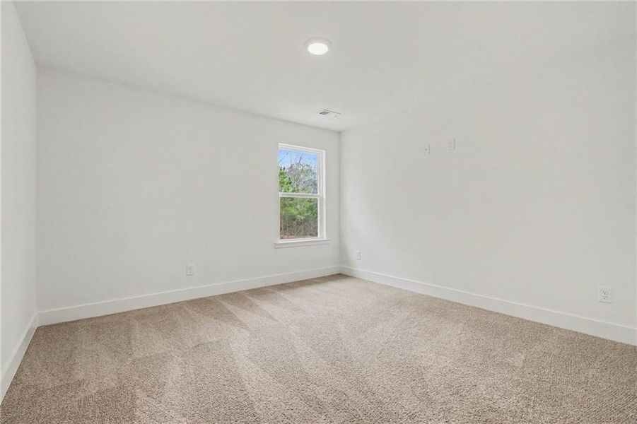 Spacious, unfurnished interior of a new home in Thunder Ridge, Dawsonville (Image 14).