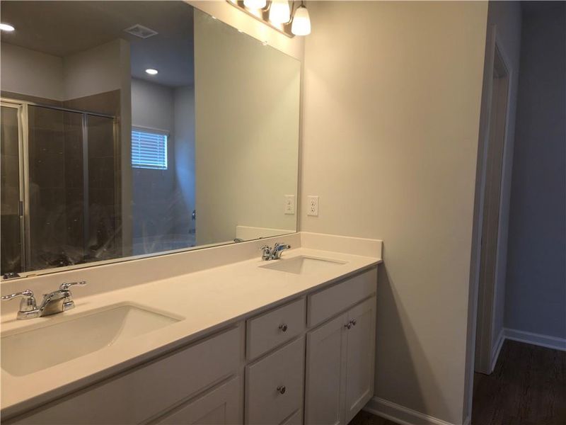 Furnished interior view inside a new home in , Grayson (Image 8).