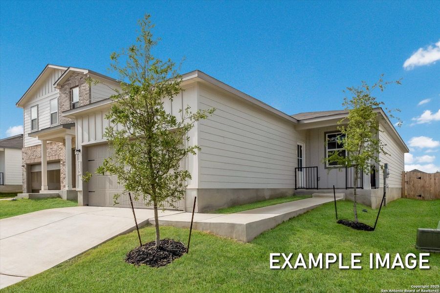 Image 34 of a home in Agave.