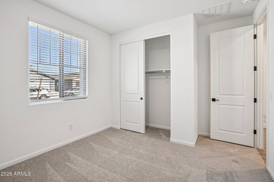 20-web-or-mls-W Camden Ave-S0703-020