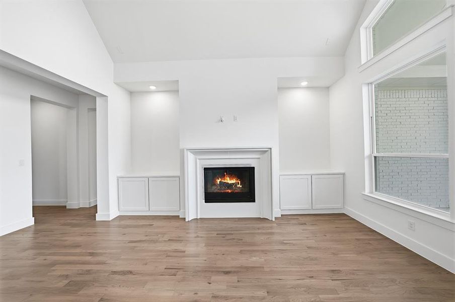 Spacious, unfurnished interior of a new home in Light Farms Graham/Reagan, Celina (Image 21).