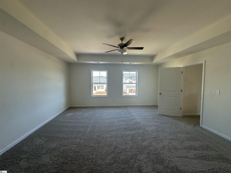 Spacious, unfurnished interior of a new home in Shiloh Trail, Wellford (Image 25).