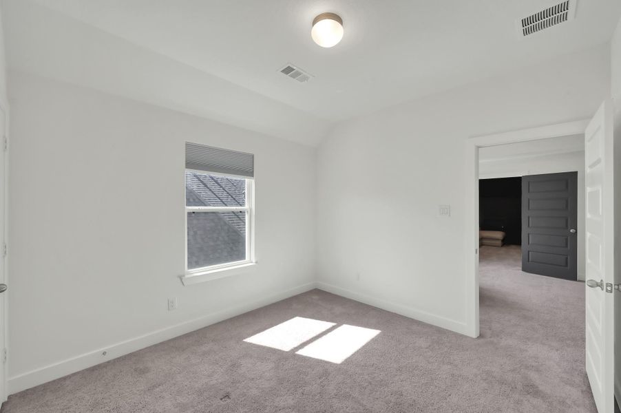 Spacious, unfurnished interior of a new home in , Montgomery (Image 40).
