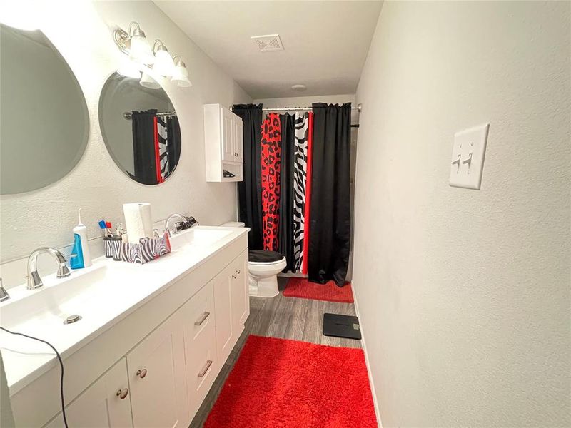 Furnished interior view inside a new home in , Chandler (Image 35).