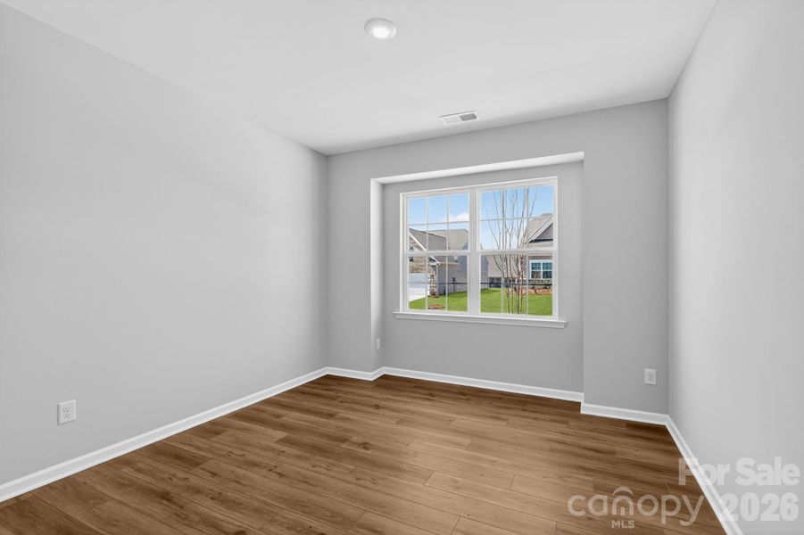 Spacious, unfurnished interior of a new home in Roselyn, Lancaster (Image 19).