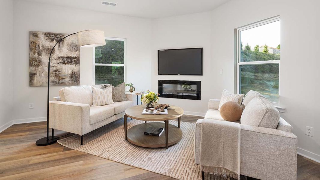 Furnished interior view inside a new home in Calvin Creek, Troutman (Image 7).