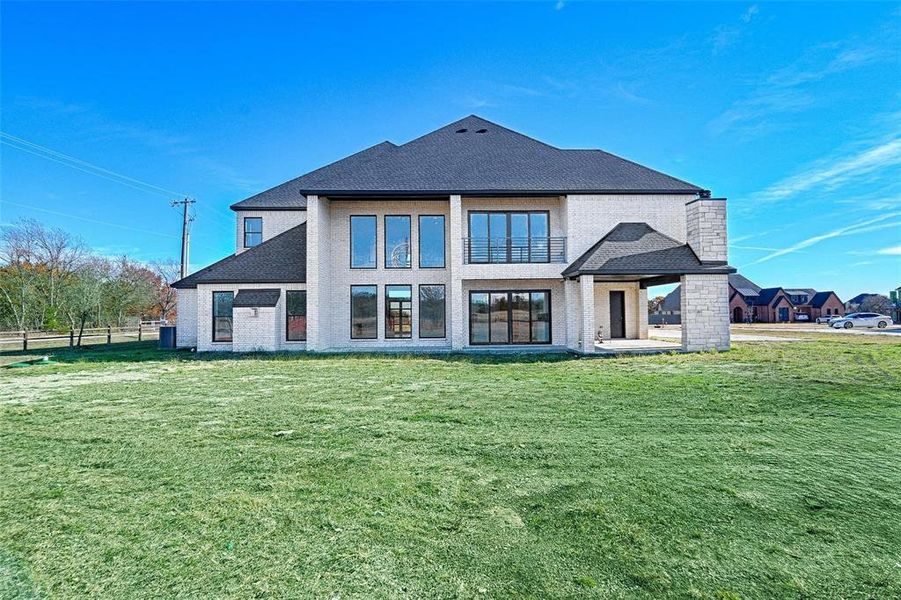Exterior details and patio area of a home in , Midlothian (Image 3).