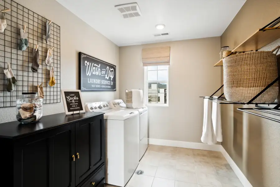Furnished interior view inside a new home in Sterling Ranch Ascent Village, Littleton (Image 17).