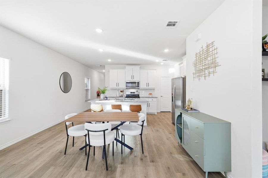 Furnished interior view inside a new home in Spiritas Ranch, Little Elm (Image 27). Furnished interior view inside a new home in Spiritas Ranch, Little Elm (Image 27).