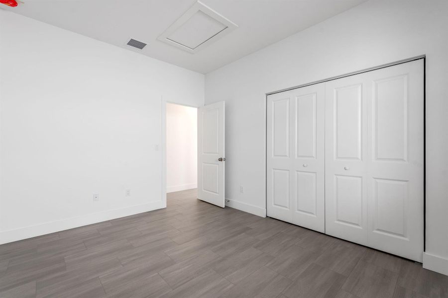 Spacious, unfurnished interior of a new home in , West Palm Beach (Image 19).
