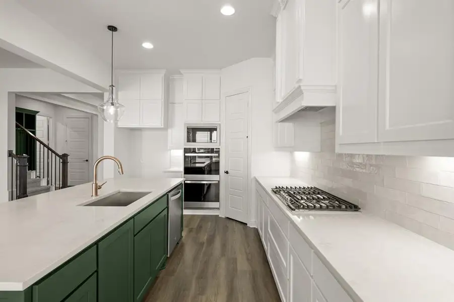 1833 Rough Ridge- Kitchen-3 1833 Rough Ridge- Kitchen-3